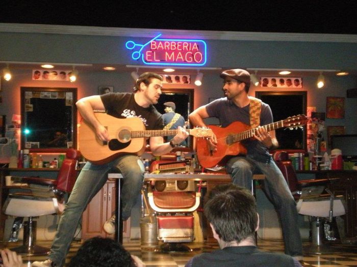 551679_10150863573801769_375609731_n