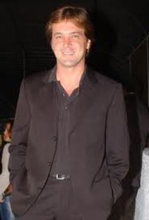 images (36) - Rene Strickler