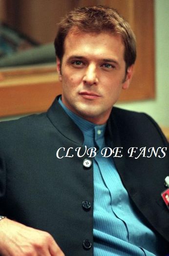 313774_250106838361738_1709273354_n