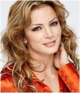 descărcare (7) - Silvia Navarro