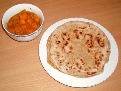 aloo-parathas - Indian bread-Paine