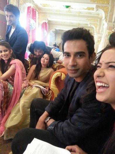 7 - Asha Negi 2