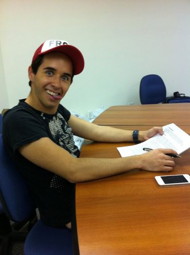 254809_190214994361078_7300779_n