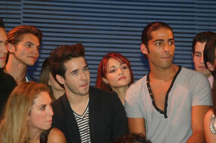 318561_229685203747390_1401288535_n