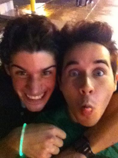 430149_325292510853325_1790883637_n