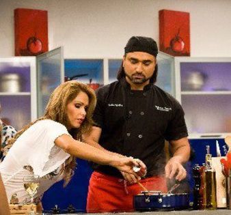 30781_416814648366245_526917868_n