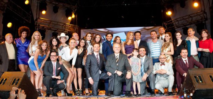 251331_420594381338328_2070486844_n