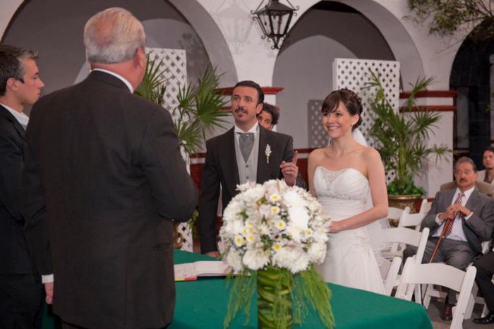 8969_504427296288369_1204050570_n