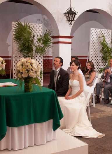 536700_504426962955069_1702887680_n