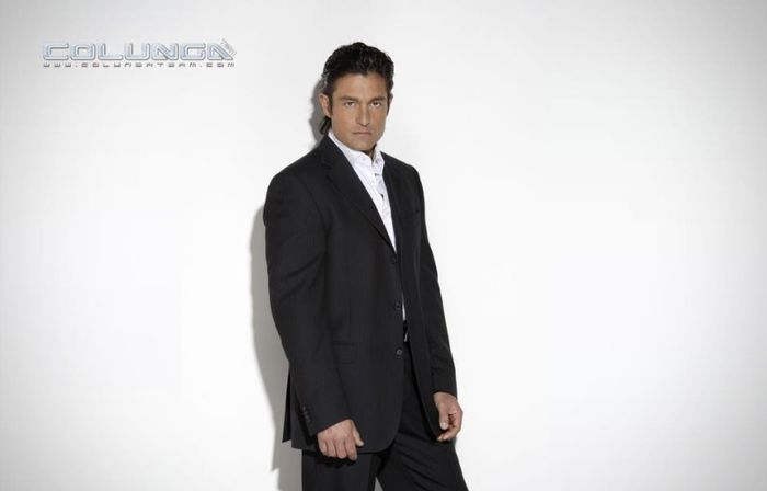 282811_378088775619713_938859813_n