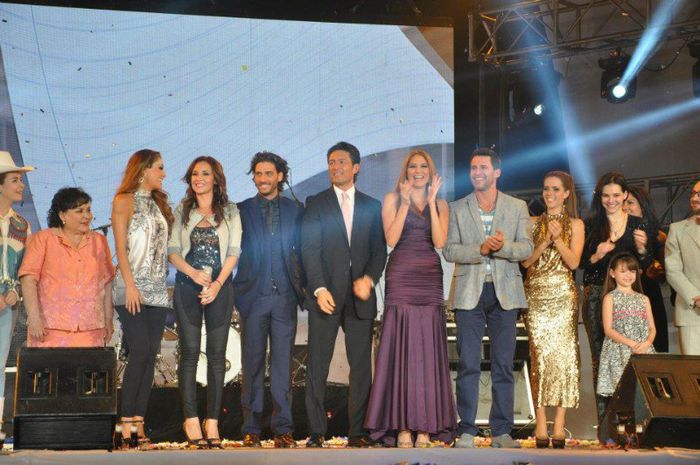 61424_480681148621491_1628016693_n