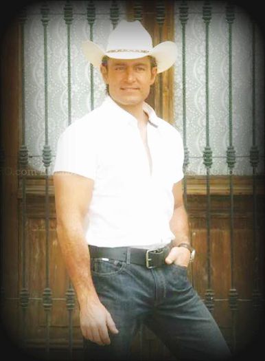 556848_488117571211182_1853874339_n