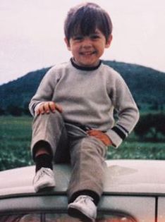 417276_365850260106361_1605527428_n