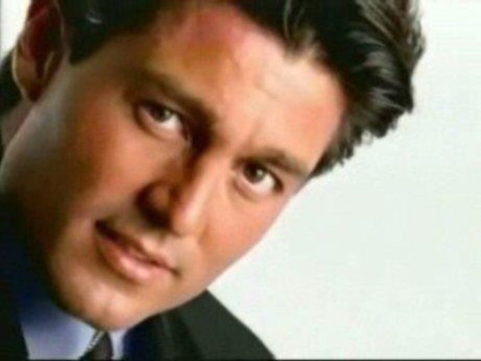 422345_365858203438900_242682875_n - Fernando Colunga