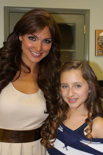 407107_241780125900020_1280609372_n - Blanca Soto
