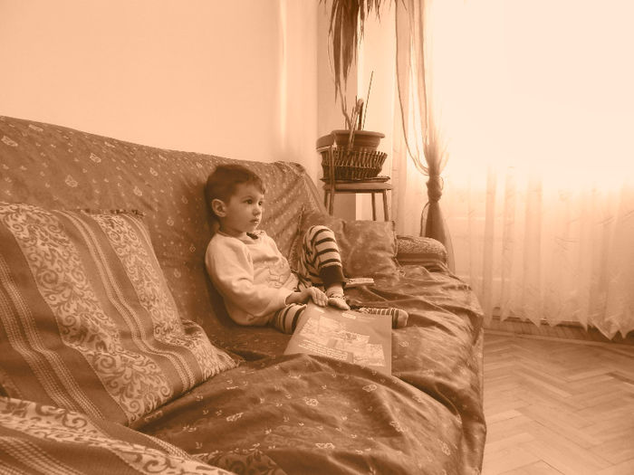 STAU IN CASA!:( - ANDREI ARE 3 ANI