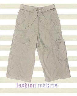 Pantaloni cargo trei sferturi 3A; Marimi in stoc:9-13 ani.
Material:Bumbac 100%
Produs fabricat in Anglia.
