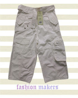 Pantaloni cargo trei sferturi 4A; Marimi in stoc:9-13 ani.
Material:Bumbac 100%
Produs fabricat in Anglia.
