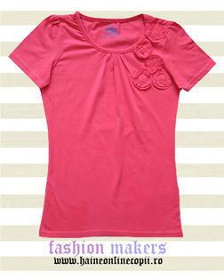 Tricou fete din bumbac; Modele noi, din colectia zara 2013.
Ne gasiti pe:www.haineonlinecopii.ro, pentru detalii
