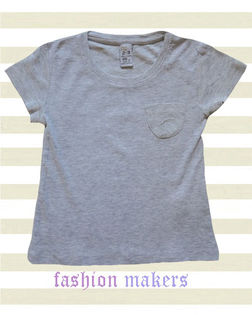 Tricou zara kids gri; Modele noi, din colectia zara 2013.
Ne gasiti pe:www.haineonlinecopii.ro, pentru detalii
