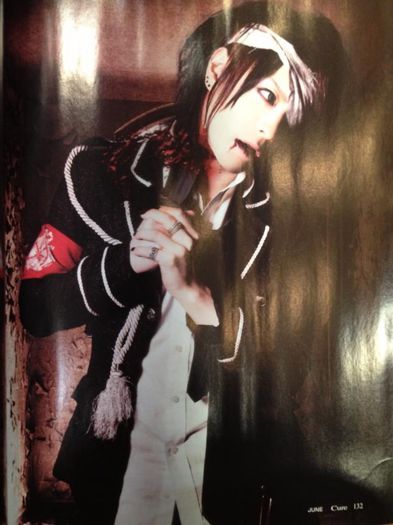 tatsuya - Revista Cure Vol 117