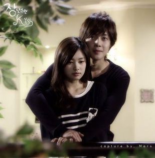 Playful_Kiss_19102010233526 - Playfull kiss