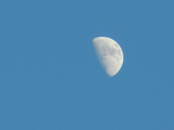 Beautiful Moon (2013, Apr.19, 7.38 PM) - MOON_Luna