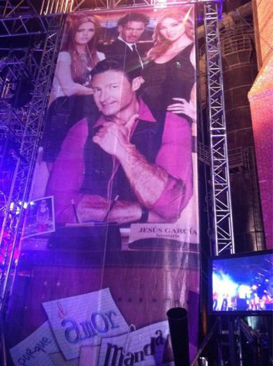 384514_10151071463668683_1106772939_n