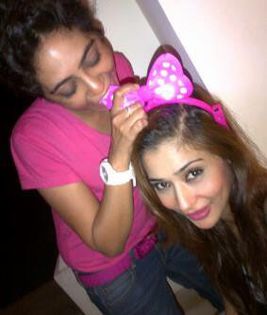 1 - sara khan23