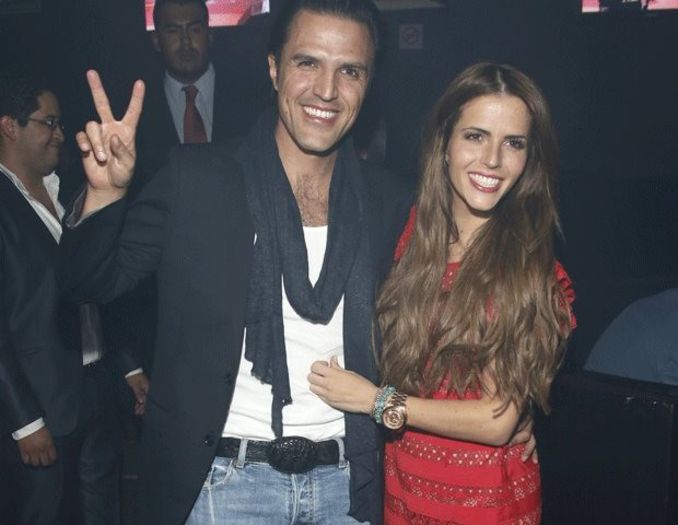 404004_10151075496823683_921531497_n