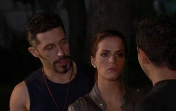 297746_10150334473373683_497871458_n