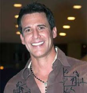 images (100) - Jorge Aravena