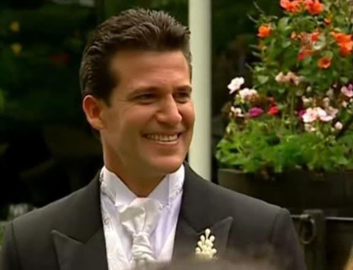 382141_195412753872452_963059545_n