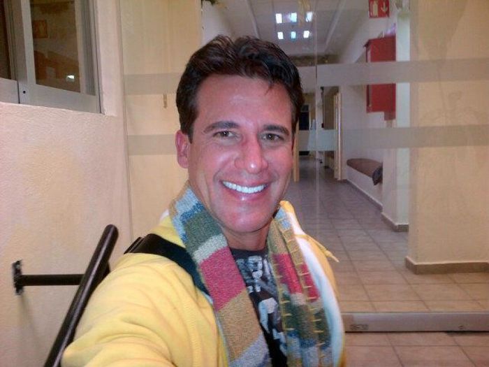 396689_219712688109125_794380447_n