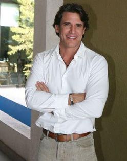 397971_238828809530846_980462436_n