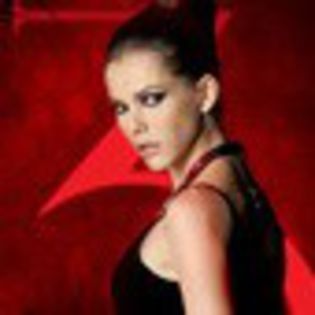 kika-edgar-376509l-thumbnail_gallery
