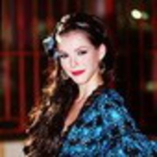 kika-edgar-785594l-thumbnail_gallery