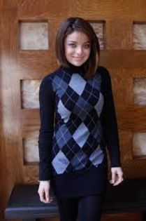 images (14) - Violet Isfel