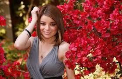 598476_125484954274973_1435165819_n