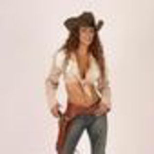 ninel-conde-124291l-thumbnail_gallery