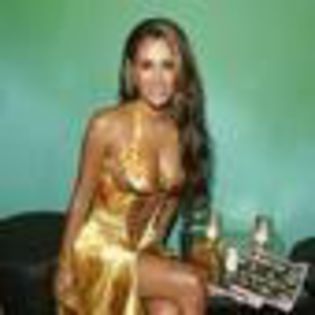 ninel-conde-926276l-thumbnail_gallery