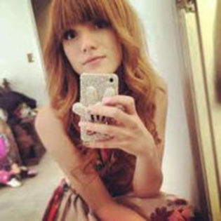 87005433_FPLHWCY - poze cu bella thorne si zendaya coleman