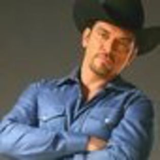 jorge-salinas-773966l-thumbnail_gallery