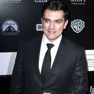 jorge-salinas-en-premios-canacine-mide-mexico-2012