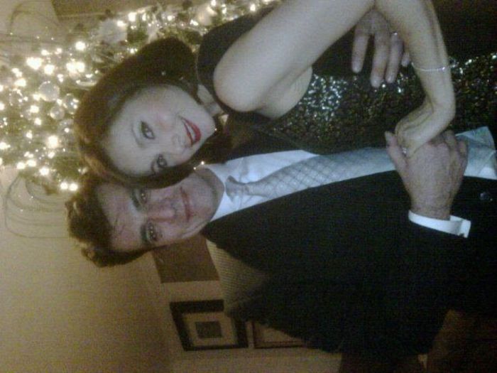 380952_213311678753016_1935436547_n