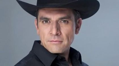 393545_217734841644033_1939194455_n