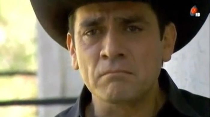 19008_529159420439036_2008432190_n