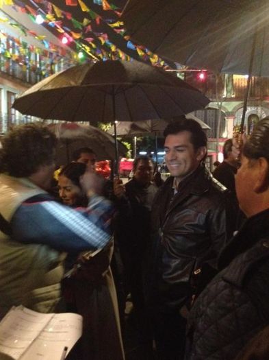 523109_459939470694365_1640432350_n