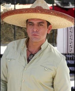 534293_428541980500781_2061604934_n