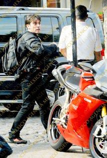 292392_453462568008722_2087408_n - Jorge Salinas